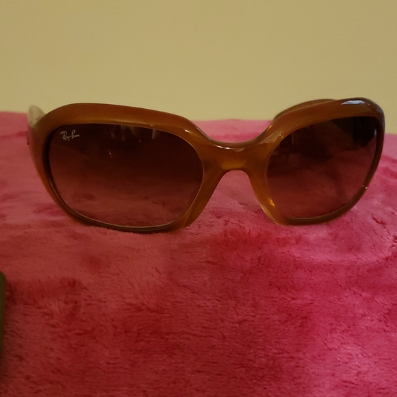 Ray-Ban sunglasses - Picture 5 of 8